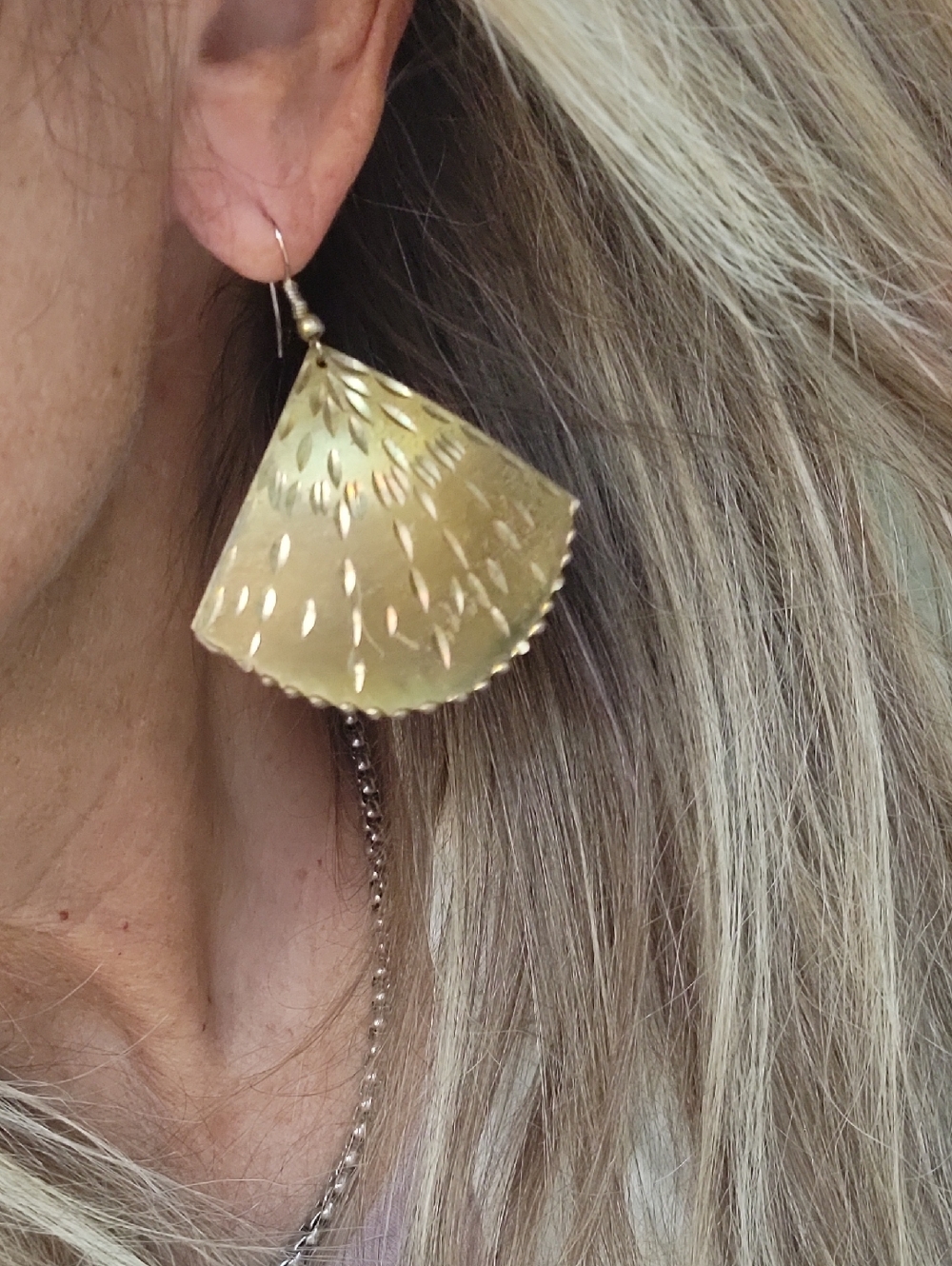 Vintage Gold Fan-Shaped Textured Dangle Earrings